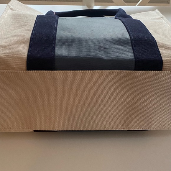 Vineyard Vines large striped tote - Picture 5 of 5